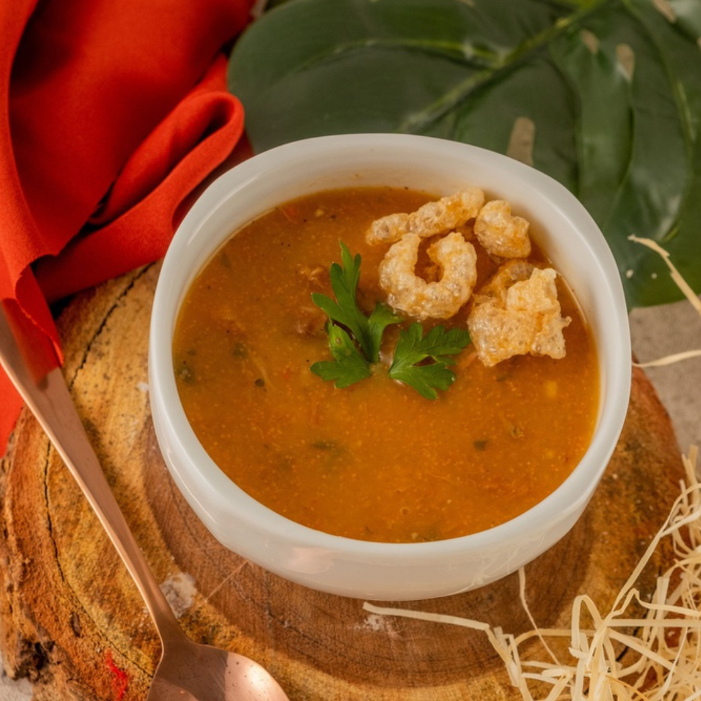 CALDO DE MANDIOCA COM CARNE COZIDA