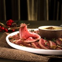 ROSBIFE DE LAGARTO COM MOLHO DE MOSTARDA DIJON