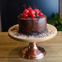 [55788] TORTA DE BRIGADEIRO COM MORANGO
